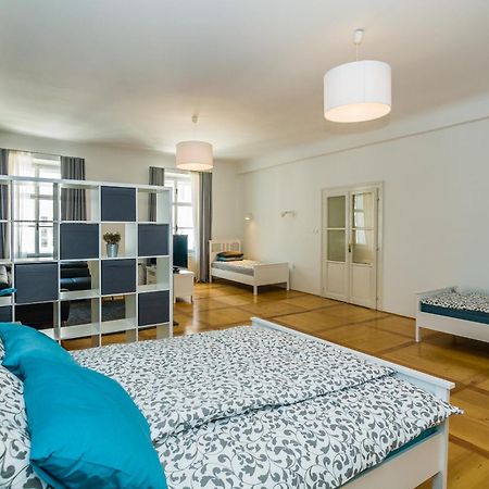 Elegant Central Apartment Laibach Exterior foto