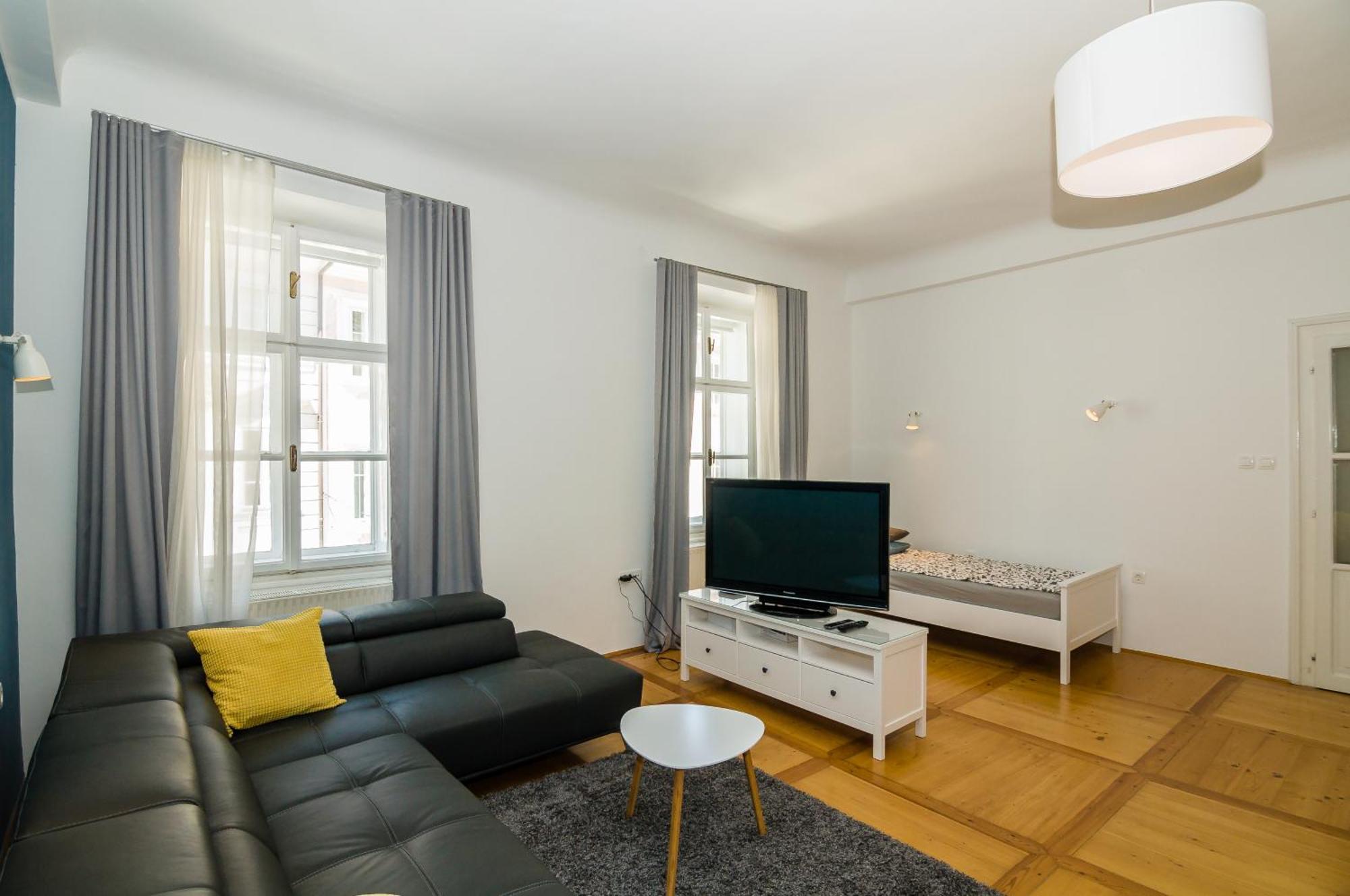 Elegant Central Apartment Laibach Exterior foto