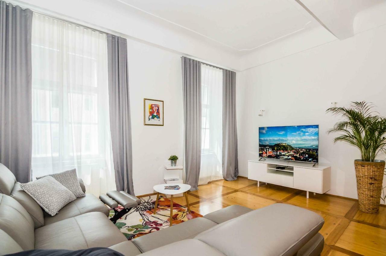 Elegant Central Apartment Laibach Exterior foto