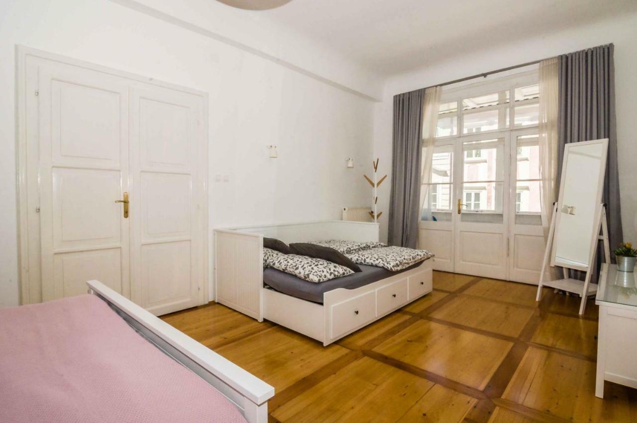 Elegant Central Apartment Laibach Exterior foto