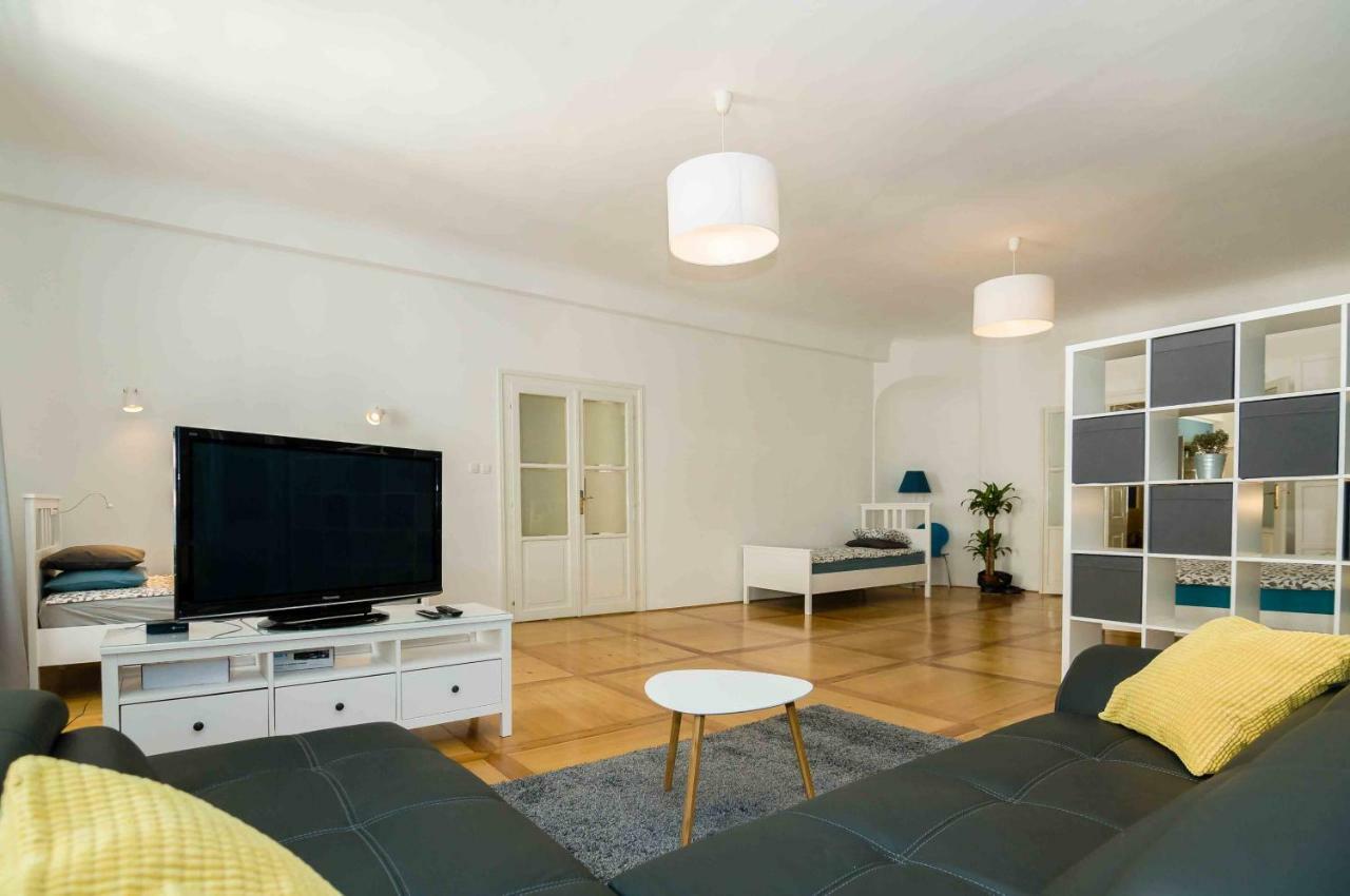 Elegant Central Apartment Laibach Exterior foto